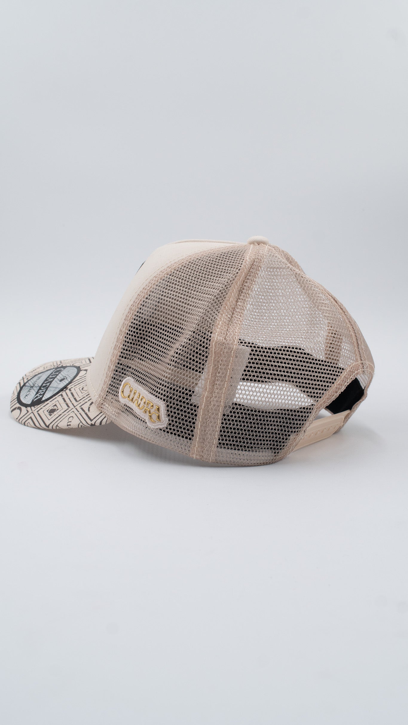 CUADRA Brown Cap with Embroidery Ostrich Patch