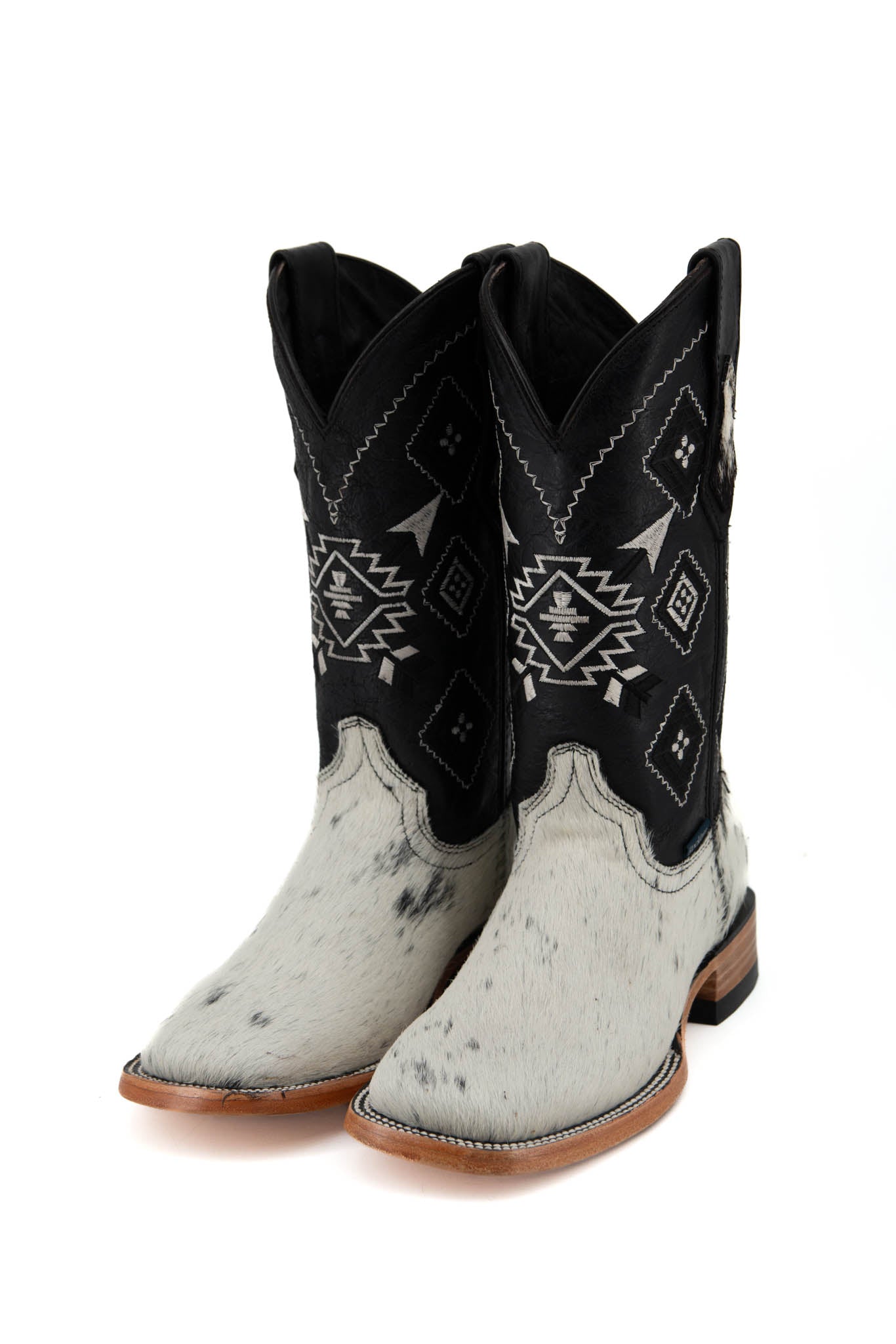 Youth Cowhide Boot Size 5 Box 1Y **AS SEEN ON IMAGE**