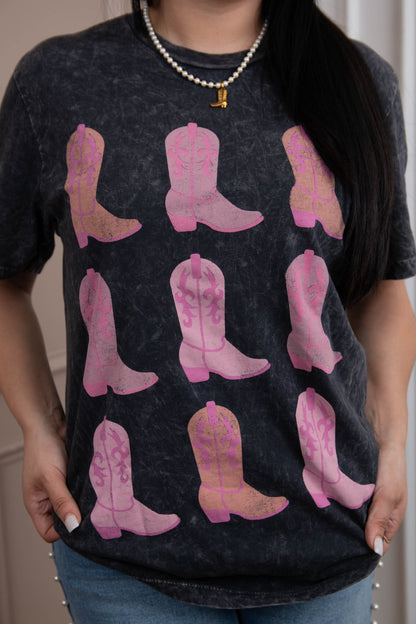 Pinky Boots Graphic Tee JJ