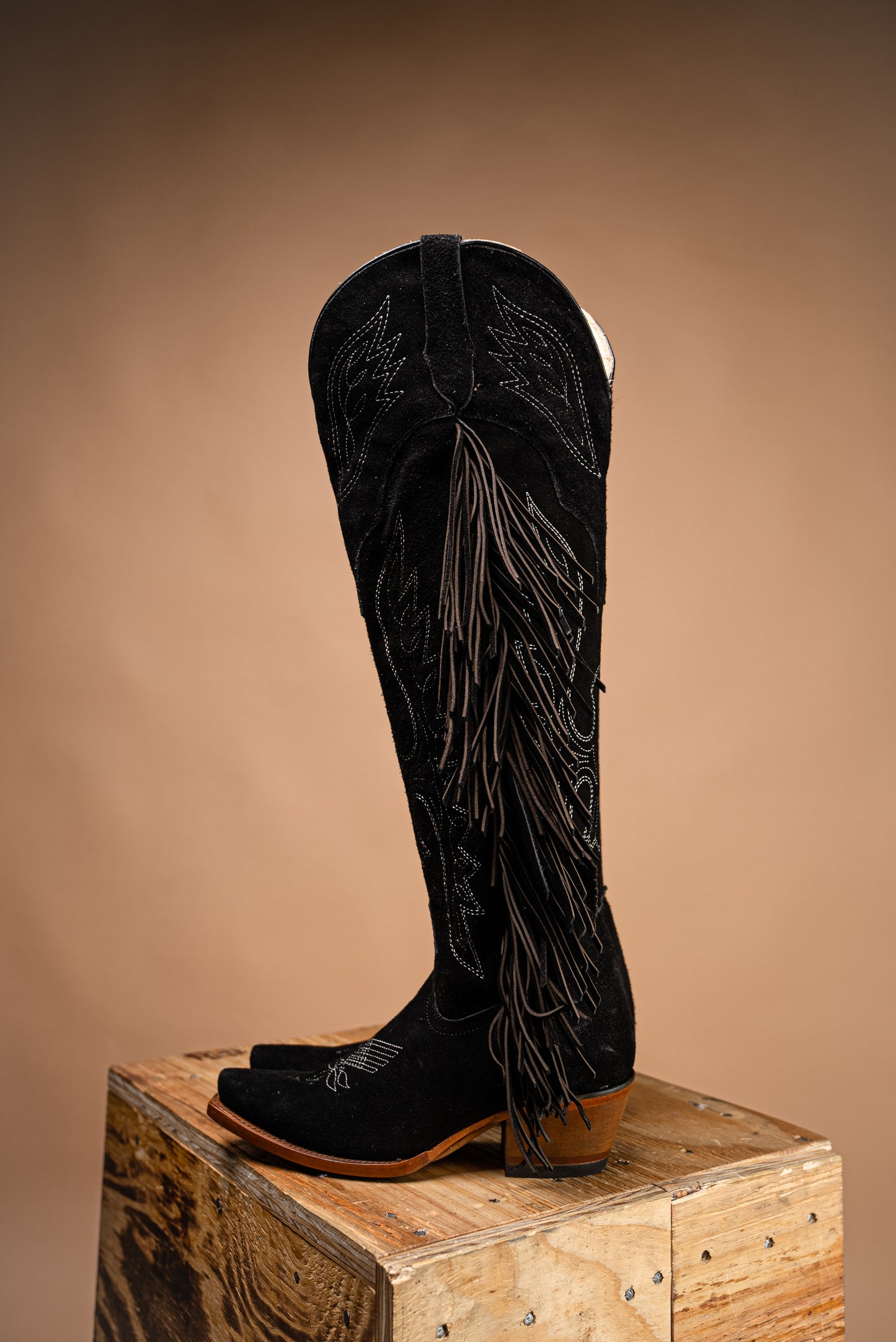 The Juany Gamuza XL Fringe Cowgirl Boot